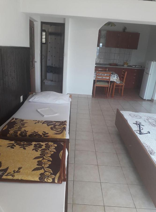 Apartments Vrsa سيلين المظهر الخارجي الصورة